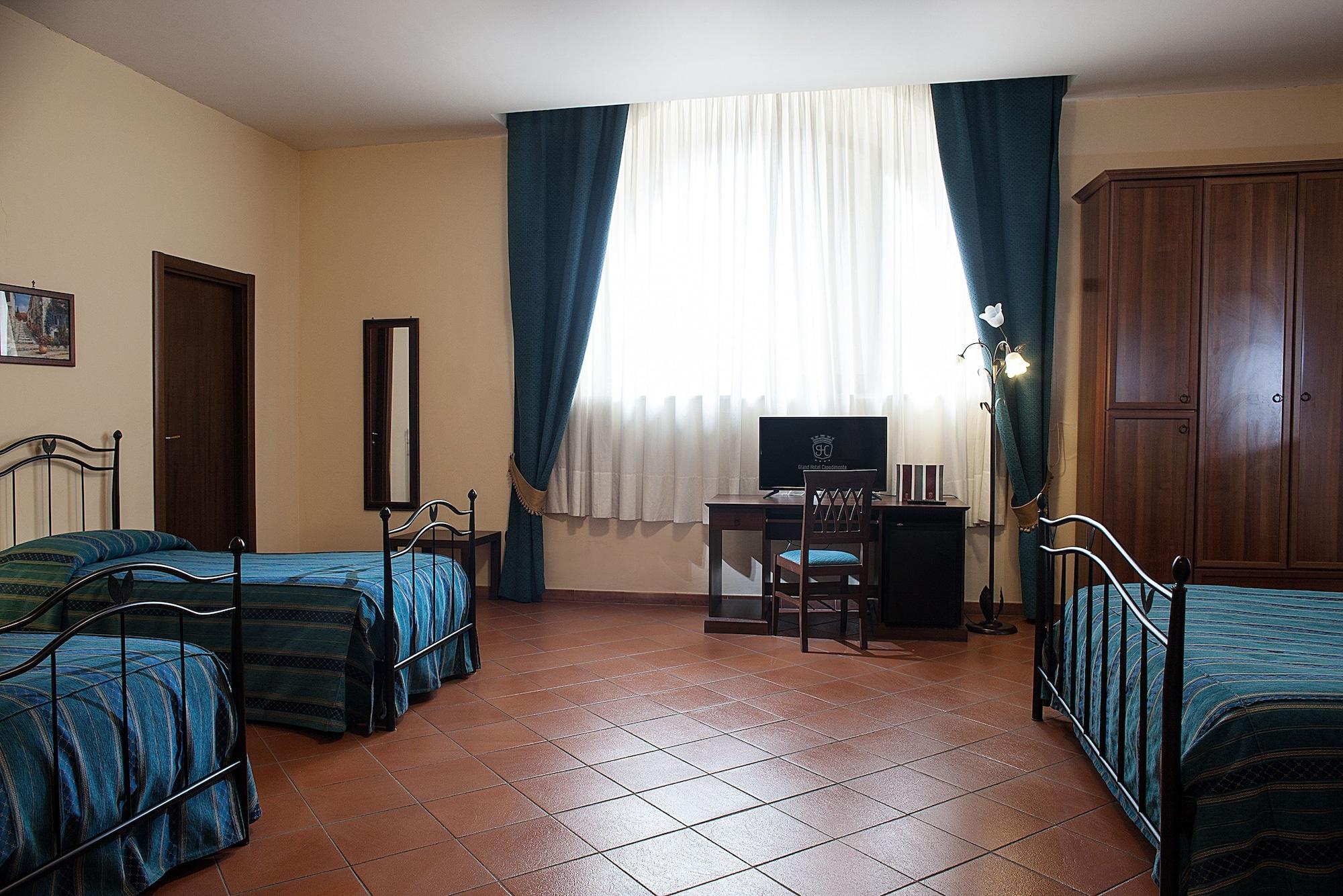 Grand Hotel Capodimonte Naples Exterior photo