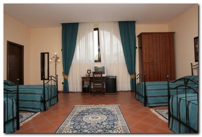 Grand Hotel Capodimonte Naples Exterior photo