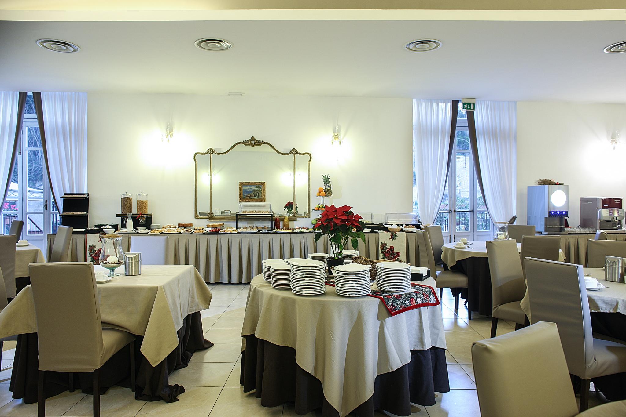 Grand Hotel Capodimonte Naples Exterior photo