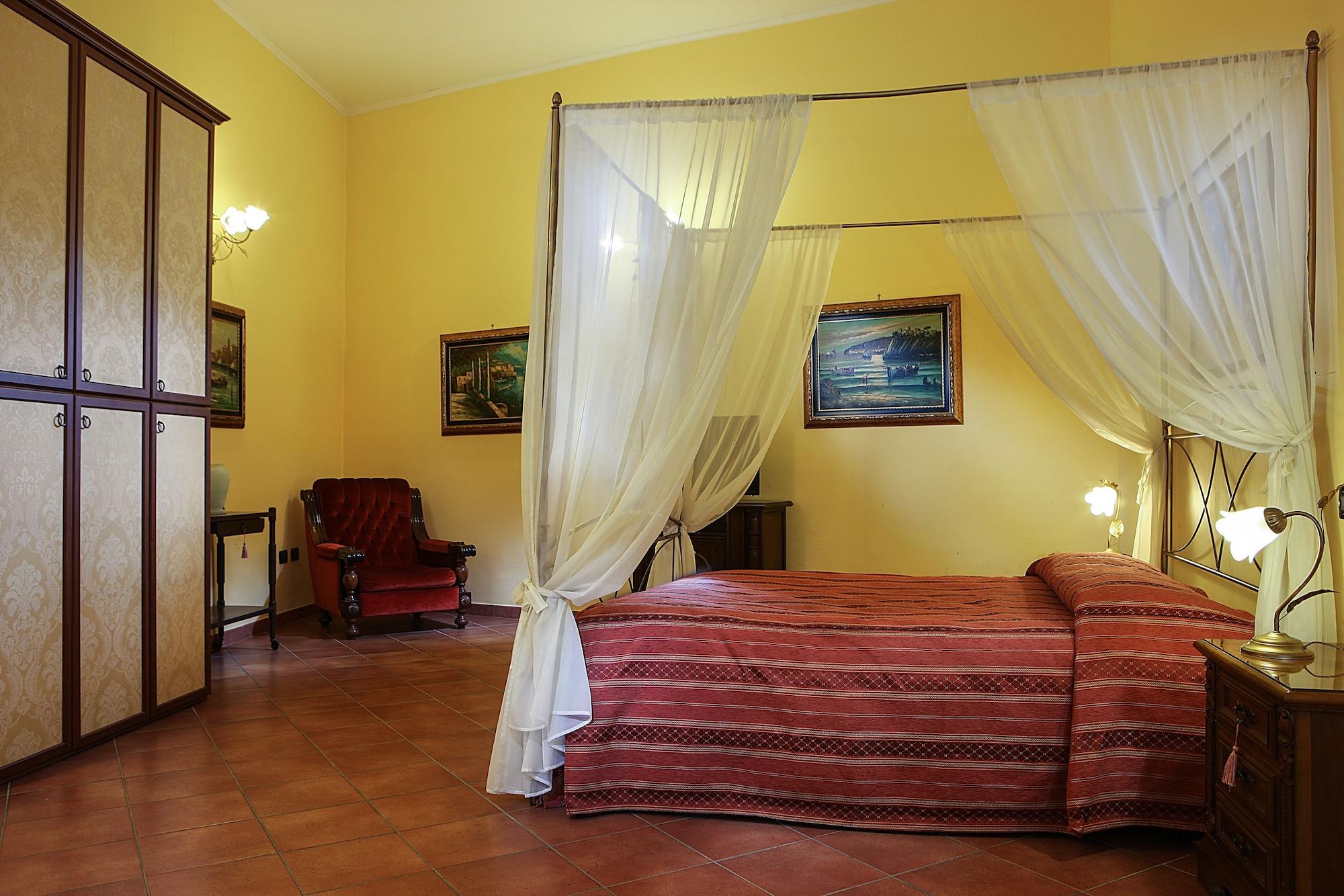 Grand Hotel Capodimonte Naples Exterior photo