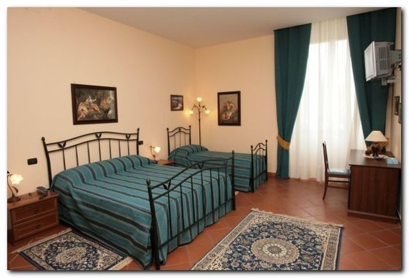 Grand Hotel Capodimonte Naples Exterior photo